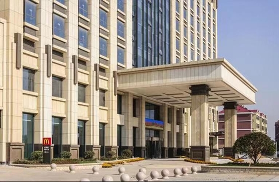 Giá tốt. Tường rèm đá có thể tùy chỉnh Phong cách thiết kế hiện đại với cách điện nhiệt tuyệt vời trực tuyến