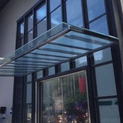 Guter Preis Langlebige Glasvorhangwand Schlanke und moderne Plattenstärke 1,4-3,0 mm für ein ästhetisch ansprechendes Design Online