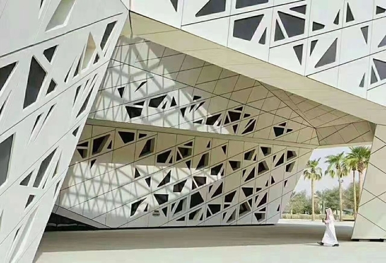 Harga yang bagus Modern Aluminium Alloy persegi panjang dinding tirai dengan ketahanan cuaca on line