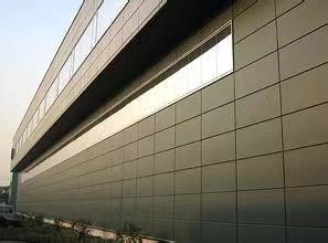 İyi bir fiyat. Mükemmel ısı yalıtımına sahip Alüminyum alaşım perde duvarı çevrimiçi