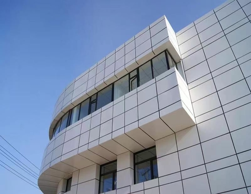 İyi bir fiyat. Hava koşullarına dayanıklı Modern Açık Çerçeve Perde Duvarı Mükemmel Isıtma ile Alüminyum Yaprak çevrimiçi
