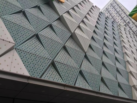 Harga yang bagus Langit-langit logam yang dapat disesuaikan Dinding tirai aluminium dengan ketahanan cuaca yang unggul on line