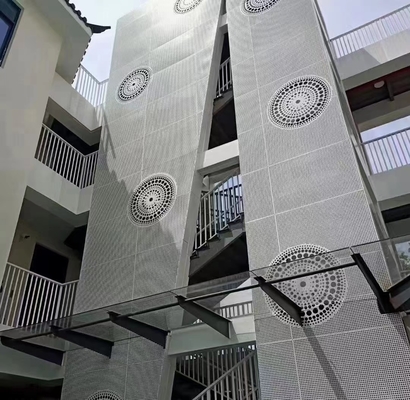 Bom preço Muralha retangular de cortina de alumínio com cores personalizáveis Resistência ao tempo Design moderno on-line