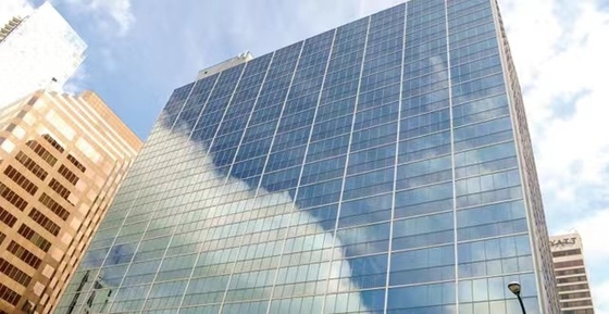 Bom preço Muralha de cortina de vidro de poupança de energia com padrões elegantes de design personalizado e isolamento térmico em qualquer cor on-line