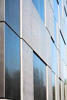 Bom preço Aesthetically Pleasing Glass Curtain Wall Sleek Modern Design Heat Insulation on-line