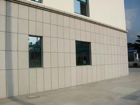 İyi bir fiyat. Özelleştirilebilir Modern Taş Perde Duvarı Düşük Bakımlı Kuru asılı Kurulum Üstün Termal çevrimiçi