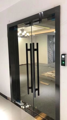 Bon prix Longue durée doubles portes en aluminium et en verre à bascule insonorisées résistantes aux intempéries en ligne