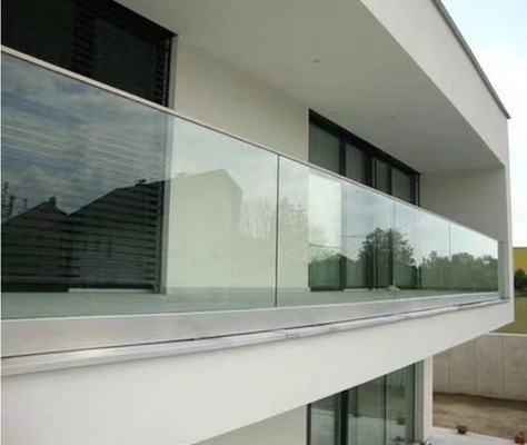 Harga yang bagus Custom Glass Railing System dengan desain hemat ruang dan pemasangan mudah on line