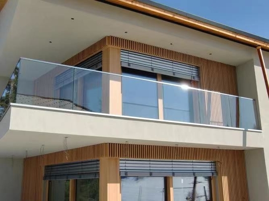 Good price Beautiful Glass Railing with Space Saving Customization and Easy Installation online